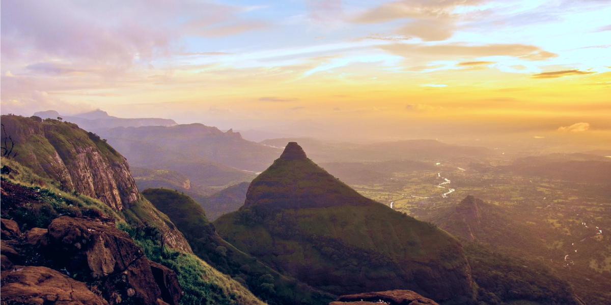 Plan Your Visit to Tiger's Point Lonavala 1 2. Things to Do at Tigers Point Viewpoint