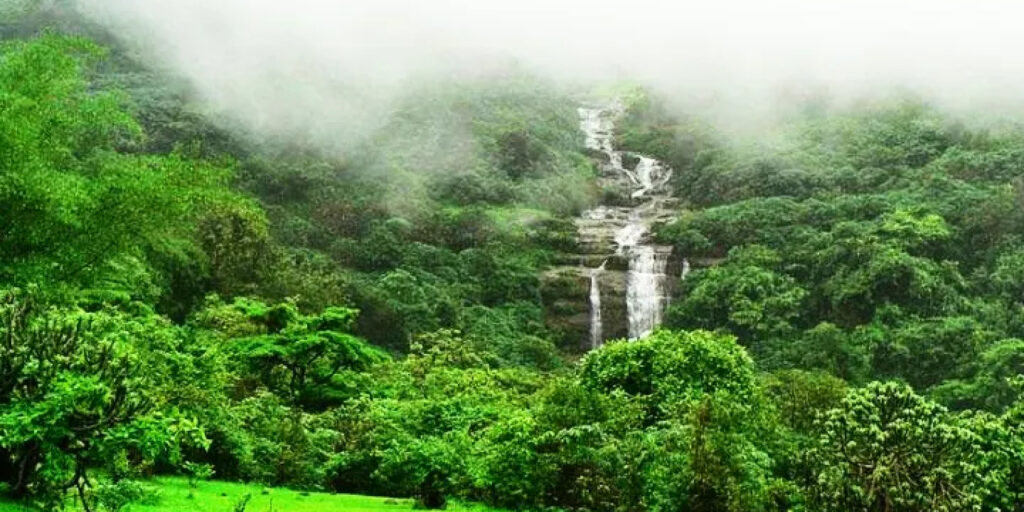 5.Valvan Waterfall