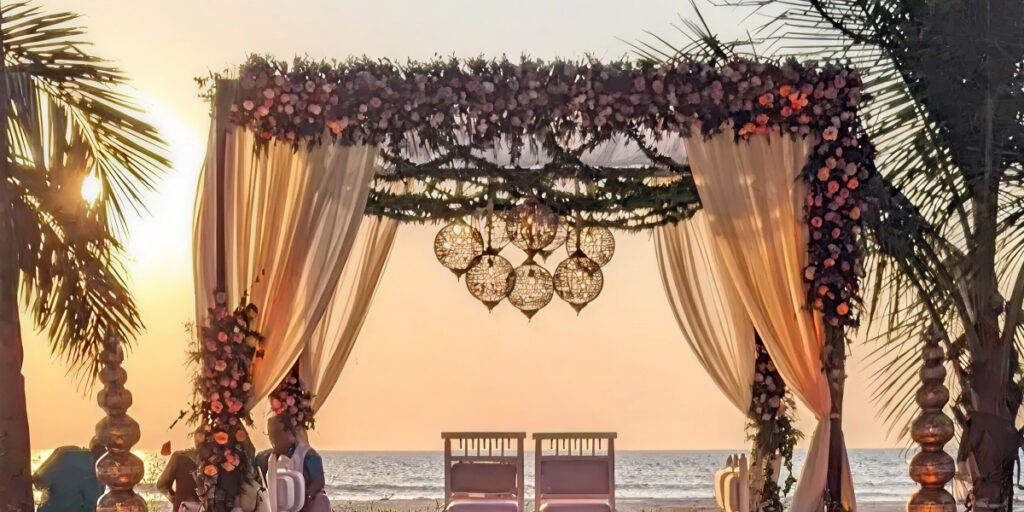5 Stunning Themes for Winter Weddings in Lonavala 4 Dreamy Sunset View Wedding Theme