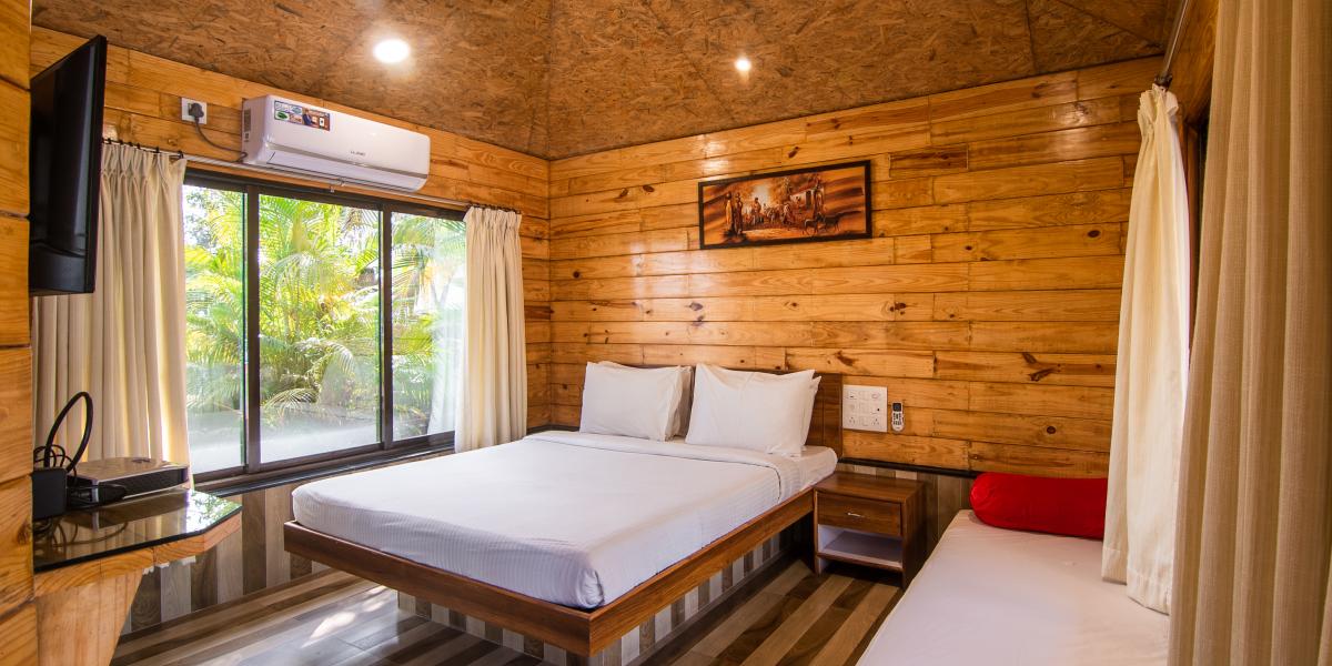 Lonavala: Most Loved Picnic Spot Near Mumbai 3 Image